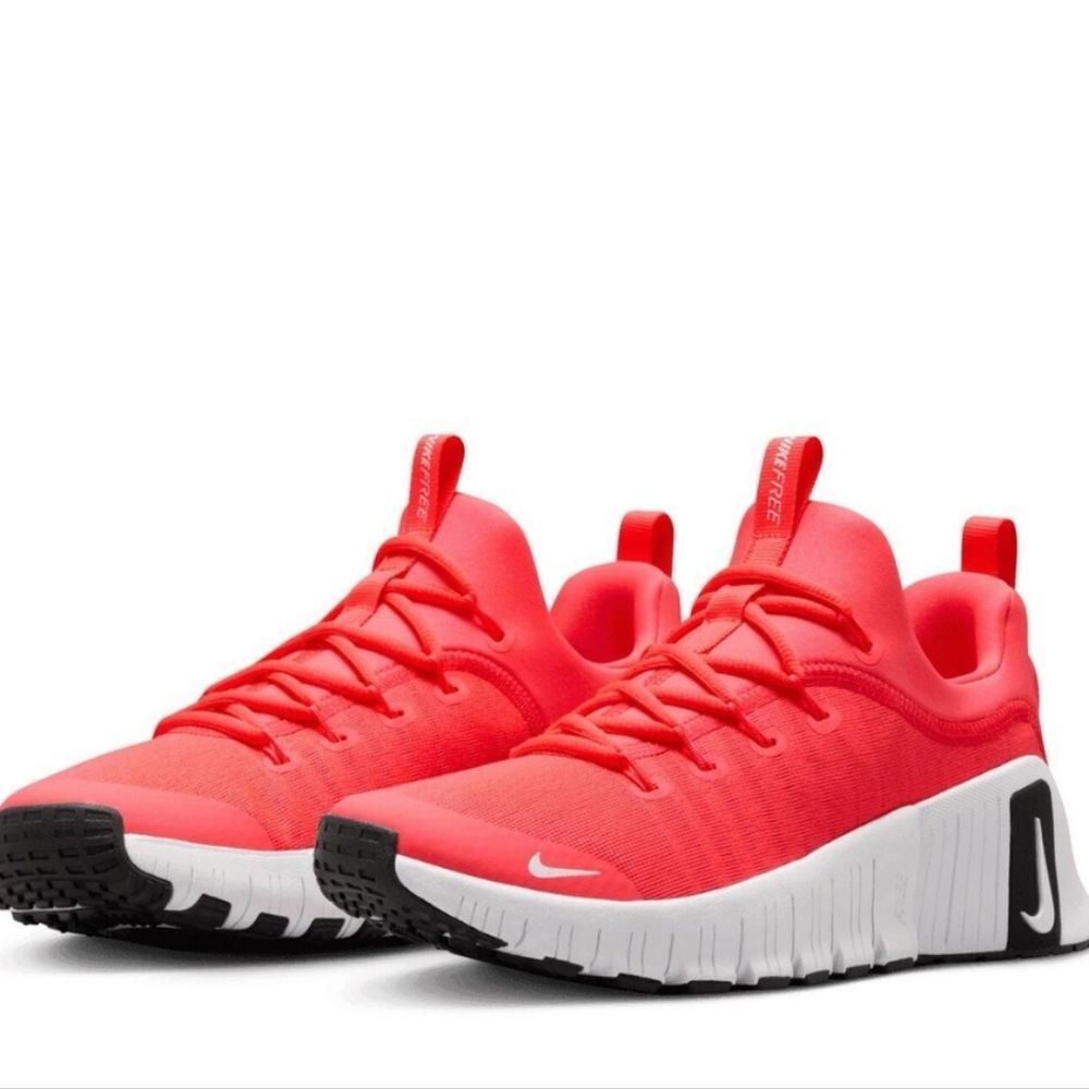 Nike Metcon 6 Athletic Sneakers- Hot Punch